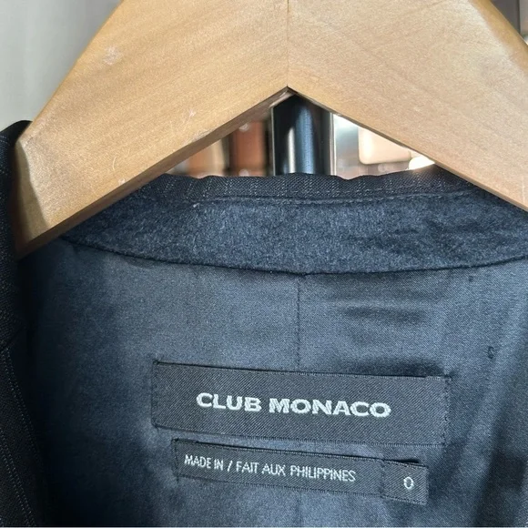 Club Monaco Micro Double Pinstripe Black Blazer in Size 0 PTP 17.5 inches - Picture 6 of 8